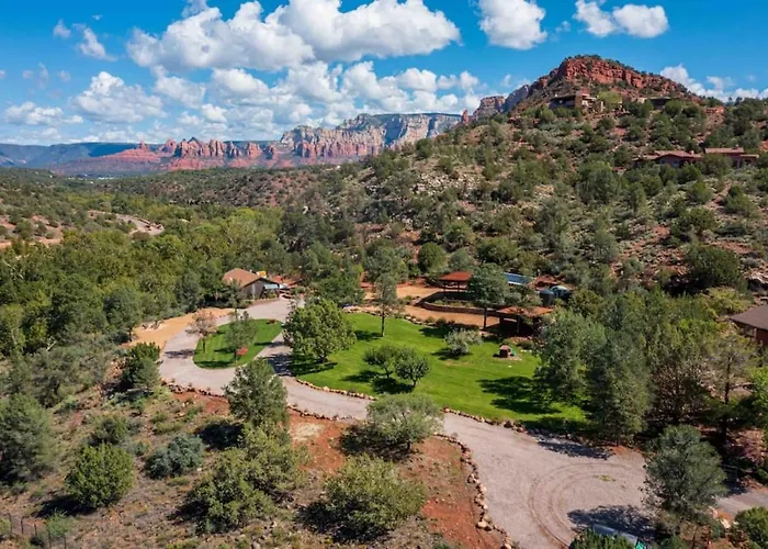 Hike Cathedral Rock And Then Cool Off In Oak Creek!